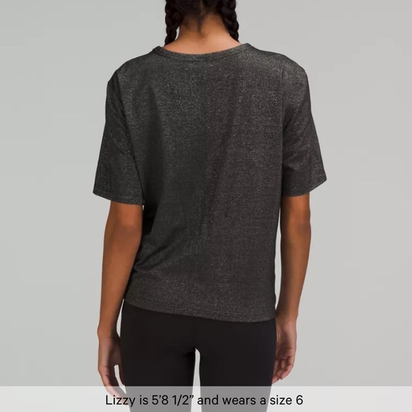 Lululemon Crescent T-Shirt - Picture 2 of 5